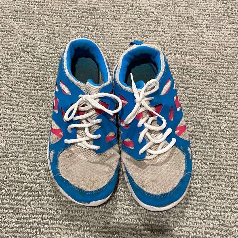Nike shoes 